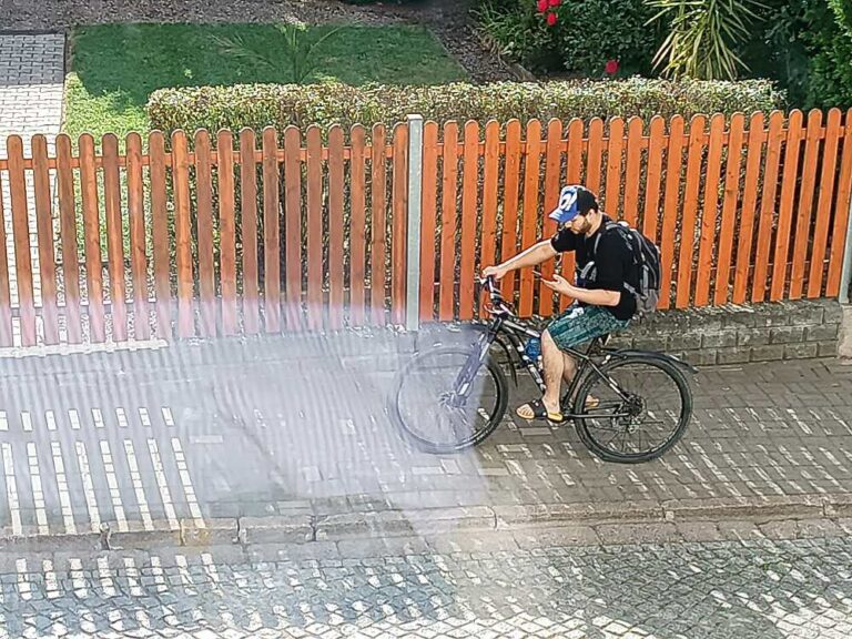 E-Scooter und Fahrräder: Strikte Regeln für das Fahren auf Gehwegen