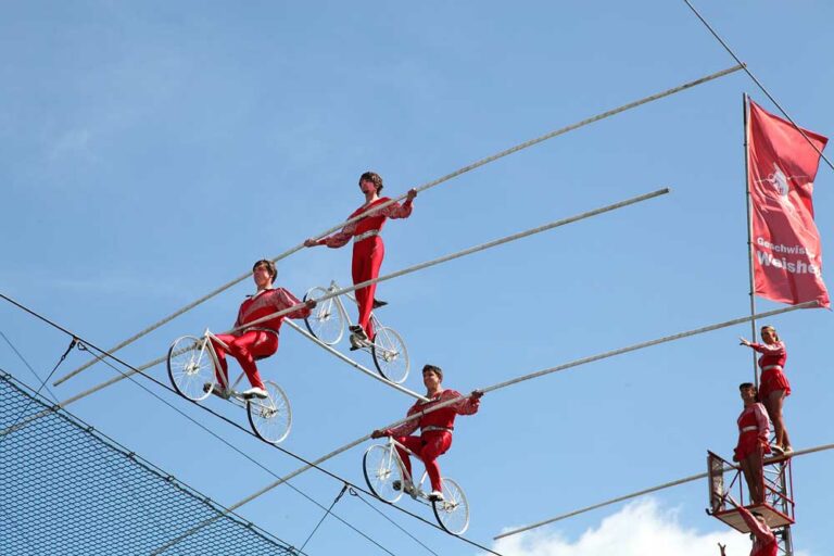 Geschwister Weisheit® live beim THÜRINGENTAG 2025: Jubiläumsshow als Highlight des Landesfestes