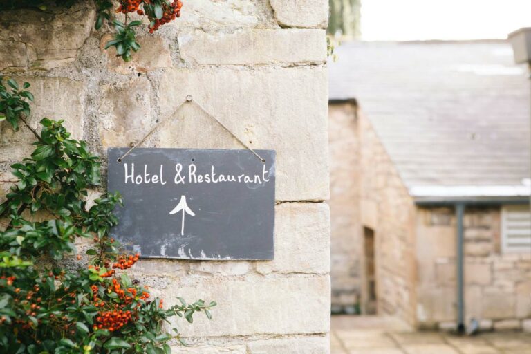 Wie Tourismusbetriebe durch gezieltes Online-Marketing ihre Gästezahlen steigern können